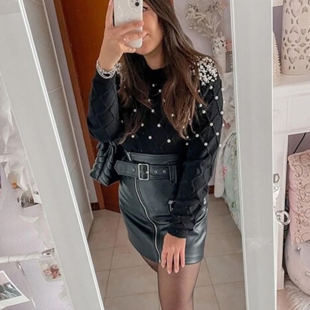 Pearl Embellished Black Knit Textured Sweater - Picture 14 of 14
